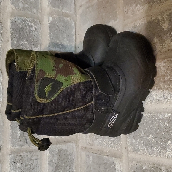 Tundra Boots boys size 5 toddler camouflage Snow Boots - Picture 1 of 10